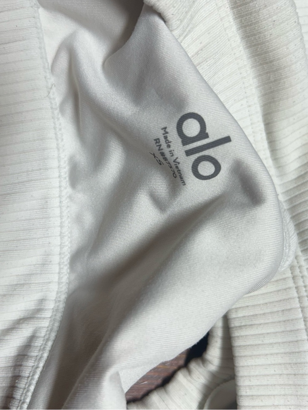 Alo white XS ribbed sports bra - Picture 4 of 6